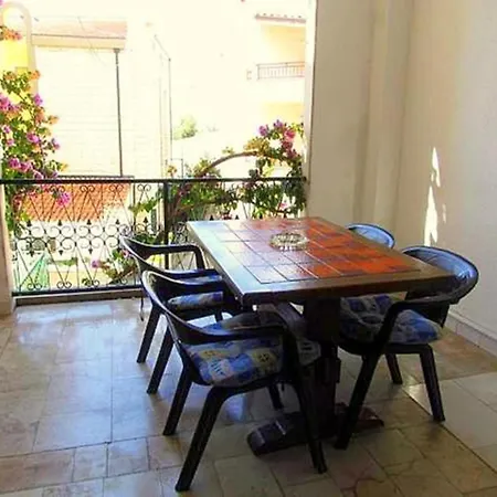 Apartments Ratac Makarska *