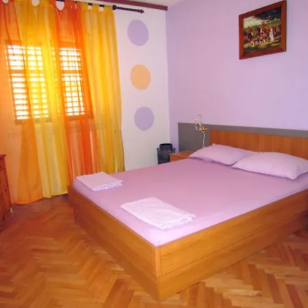 Apartment Apartments Ratac Makarska *