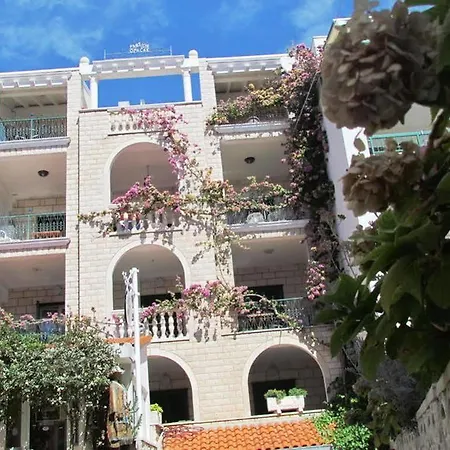 Apartments Ratac Makarska * Makarska